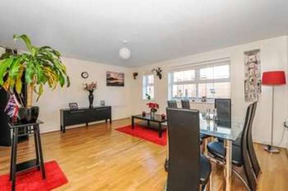 2 bedroom Apartment...